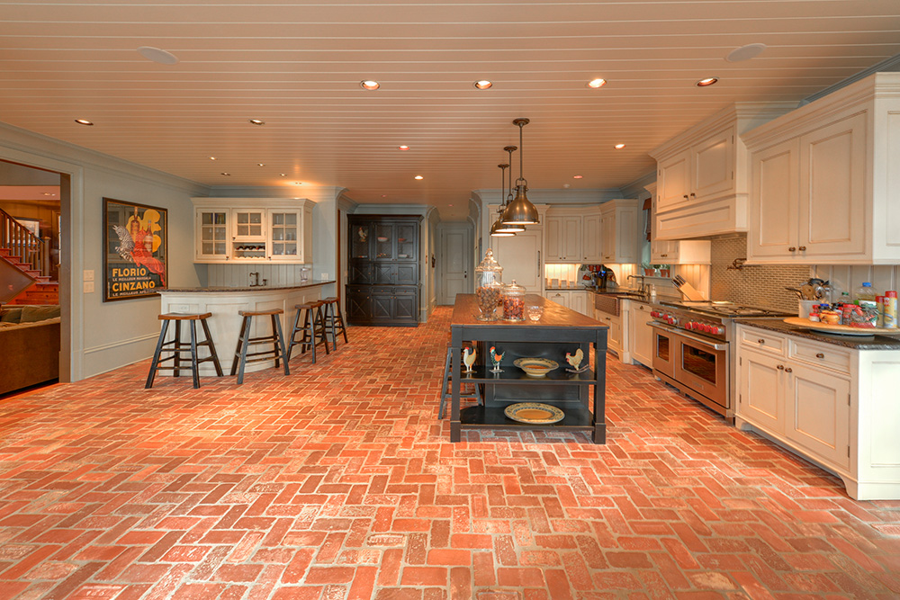 1511 Bennett Springs
