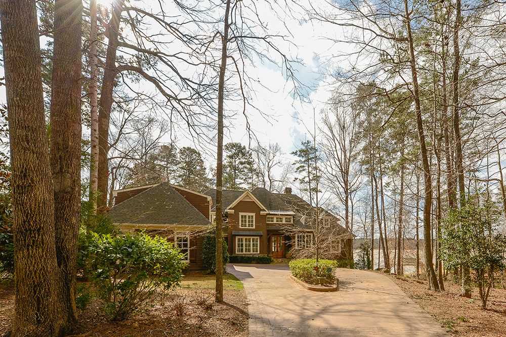 1511 Bennett Springs