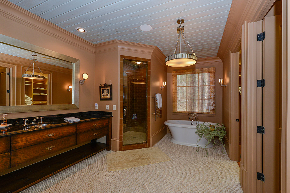 1511 Bennett Springs