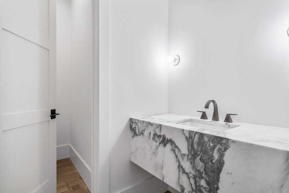 3302 Finistere Court