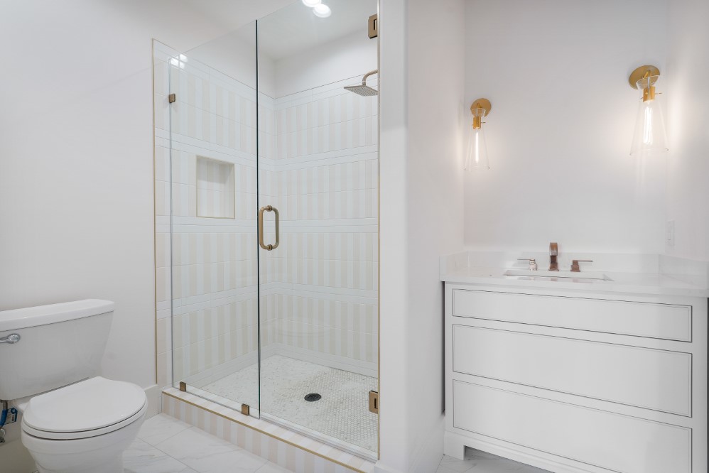 3302 Finistere Court