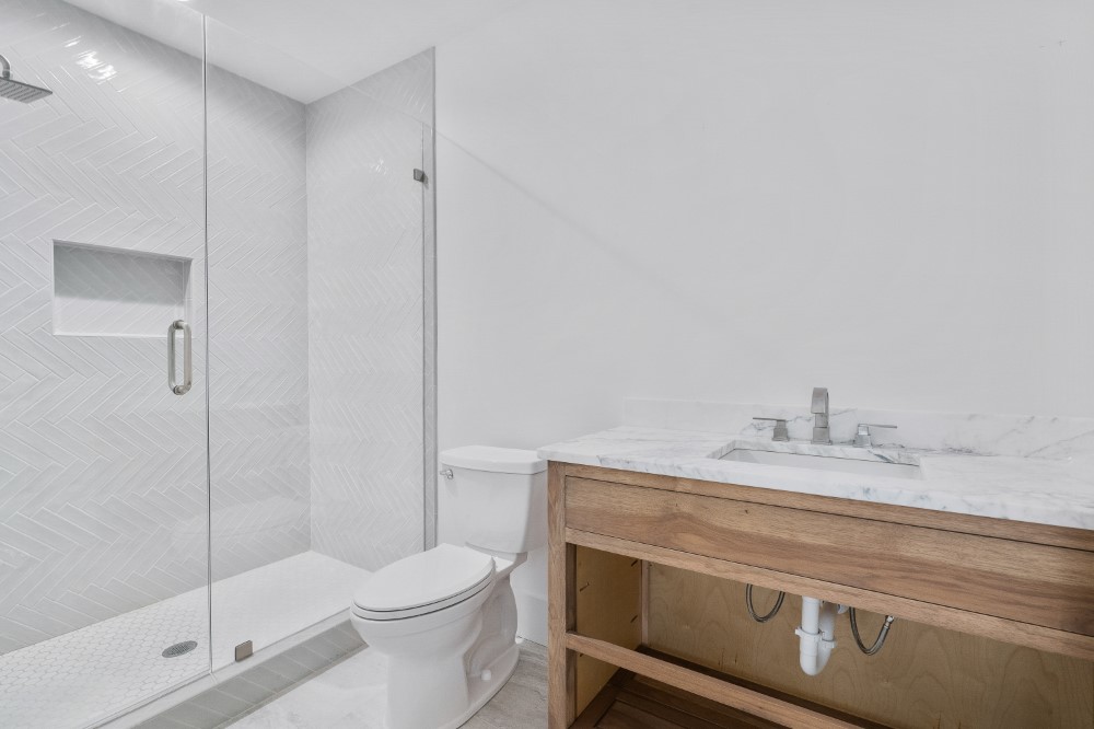 3302 Finistere Court
