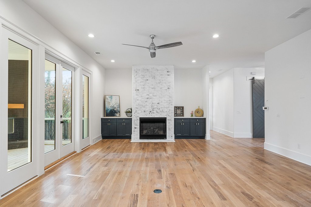 3673 Donaldson Drive