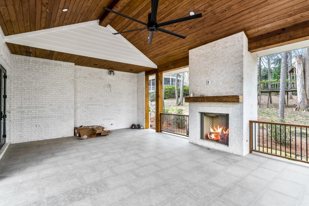 3302 Finistere Court